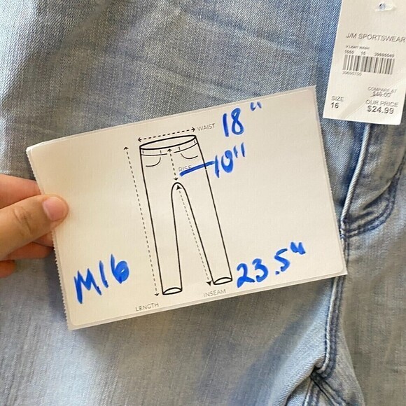 NWT Cato Est. 1946 Denim Womens Blue Light Wash Mid Rise Cropped Jeans 16 - Picture 8 of 8